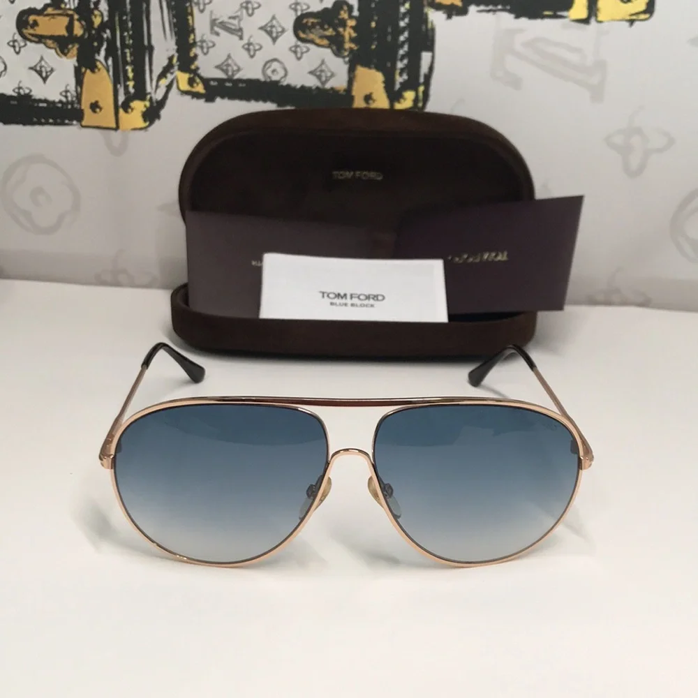 Tom Ford TF450 28P “Cliff” Aviator Sunglasses – Rose Gold / Gradient Blue